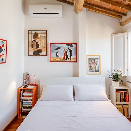 Piazza Dei Cavalieri Orange Attic Apartment 피사 외부 사진