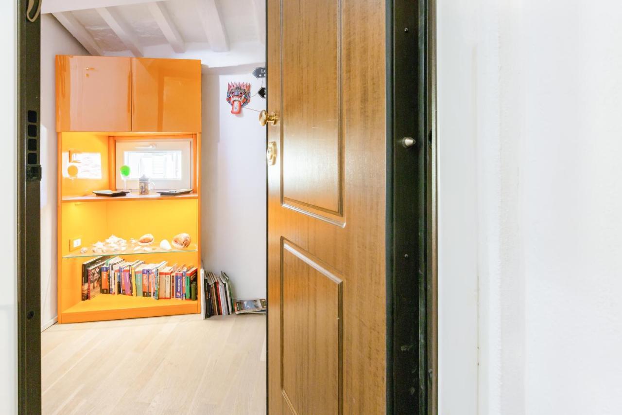 Piazza Dei Cavalieri Orange Attic Apartment 피사 외부 사진